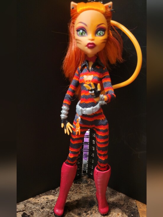 monster high Other - G1 monster high Toralei Ghoul Power Only Displayed